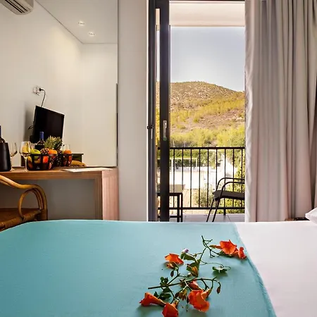 Pavlou Hotel 3*