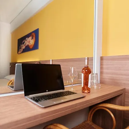 Pavlou Hotel