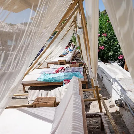 Pavlou Otel 3*