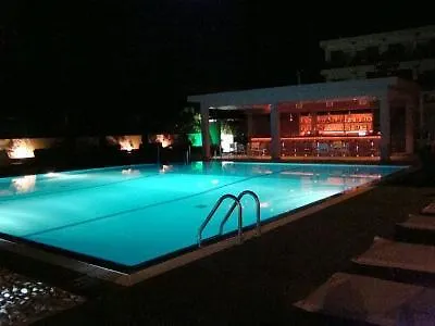 Pavlou Otel Poros Town